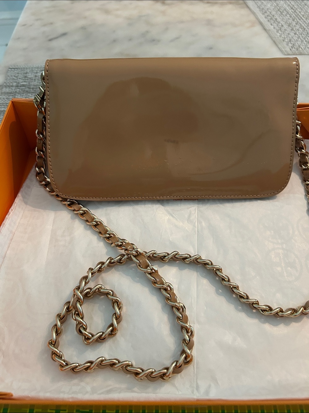 Tory Burch Tan Leather Chain Crossbody Wallet - Picture 2 of 8